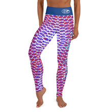 Load image into Gallery viewer, Patriotic Fish Scale Yoga Leggings